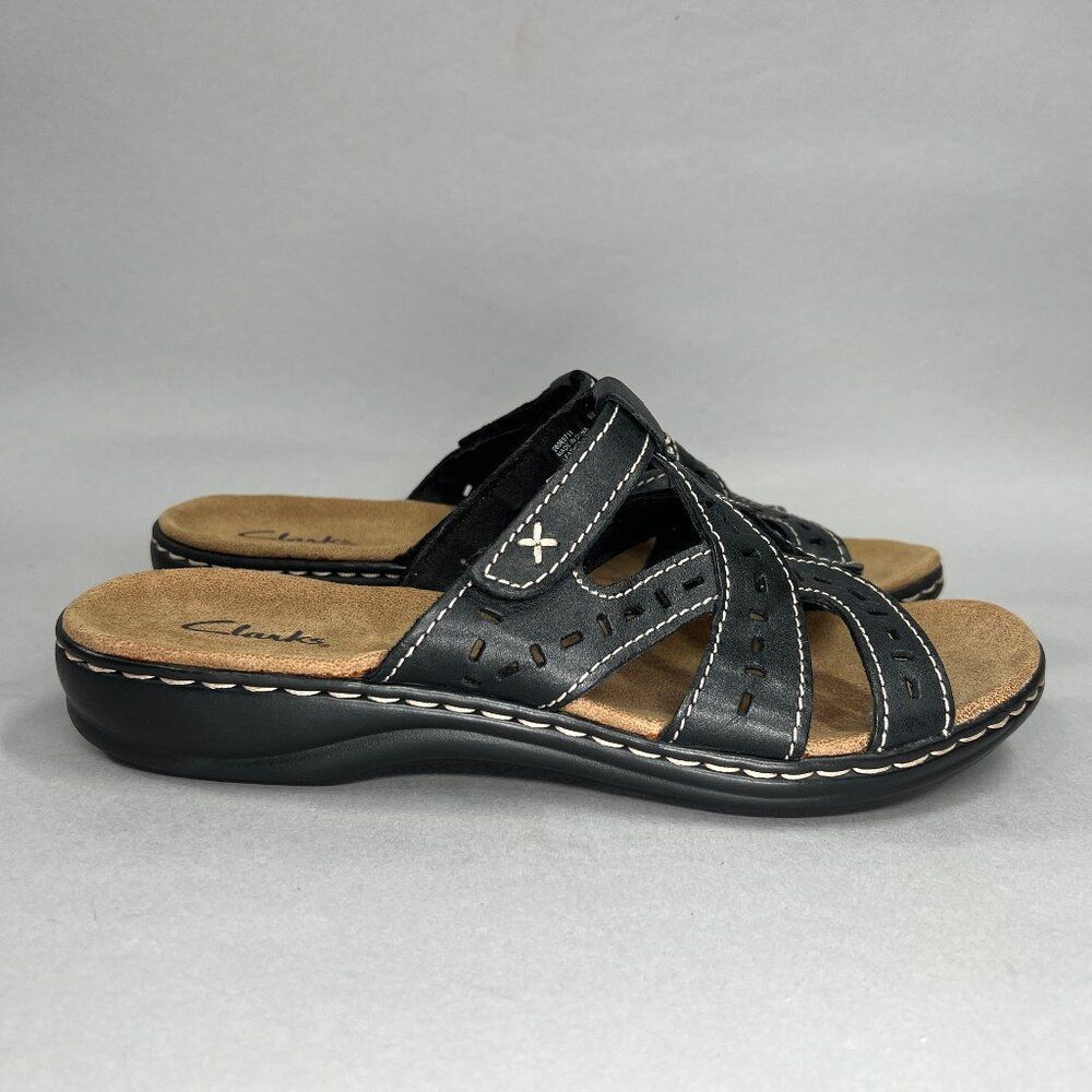 Clarks Women's Size 8 Black Leather Sandals